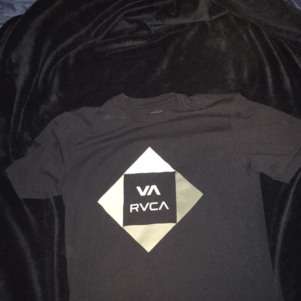 A shirt blue used twice